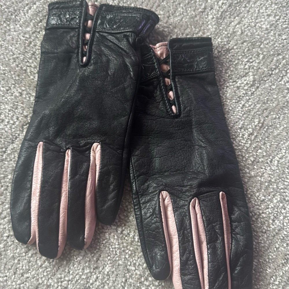 Harley Davidson Pink Label ladies leather riding gloves